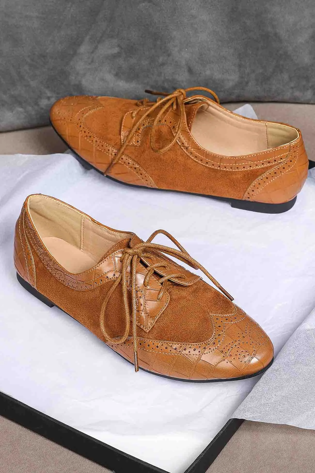 Amozae-Carved Lace Up Leather Shoes