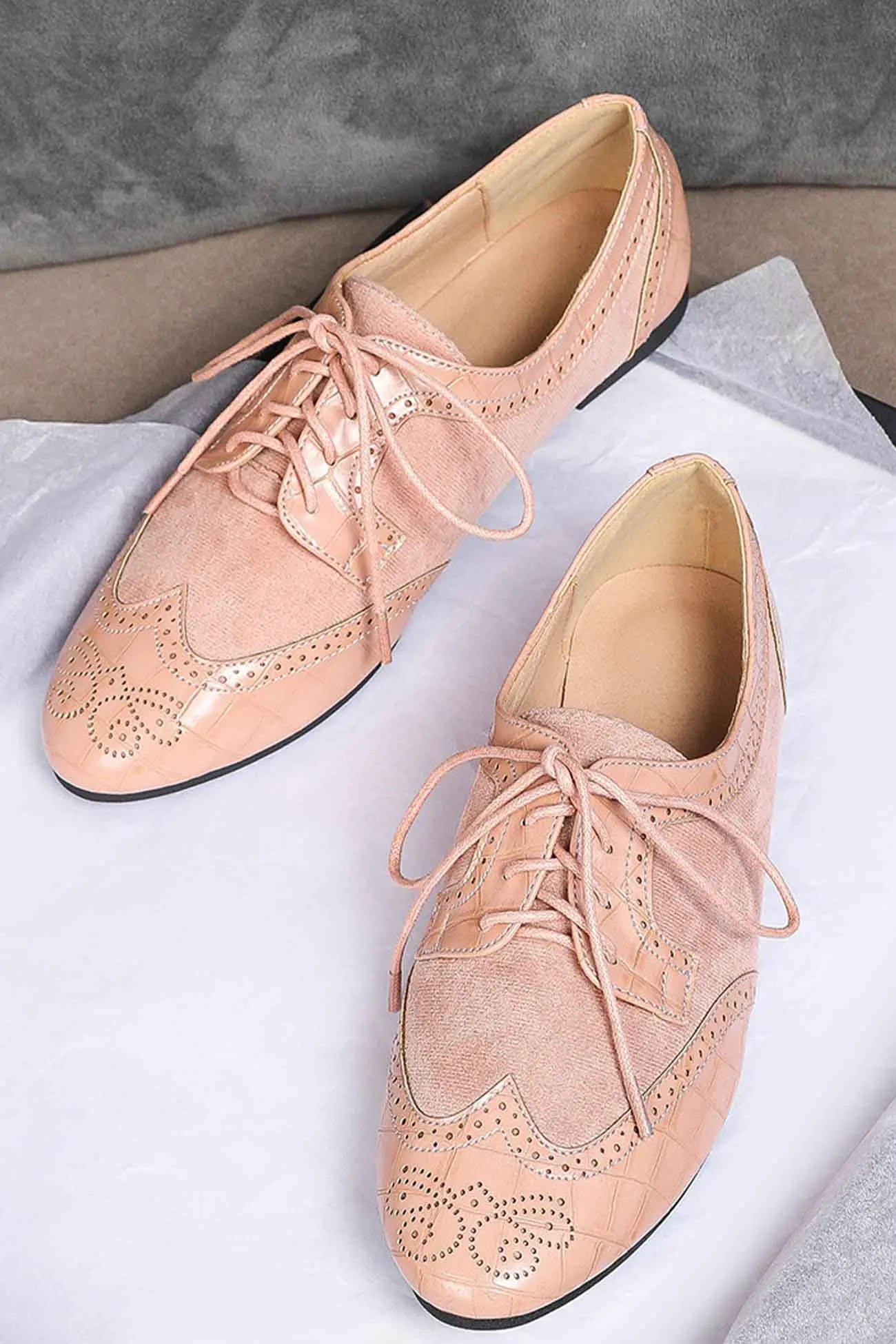 Amozae-Carved Lace Up Leather Shoes