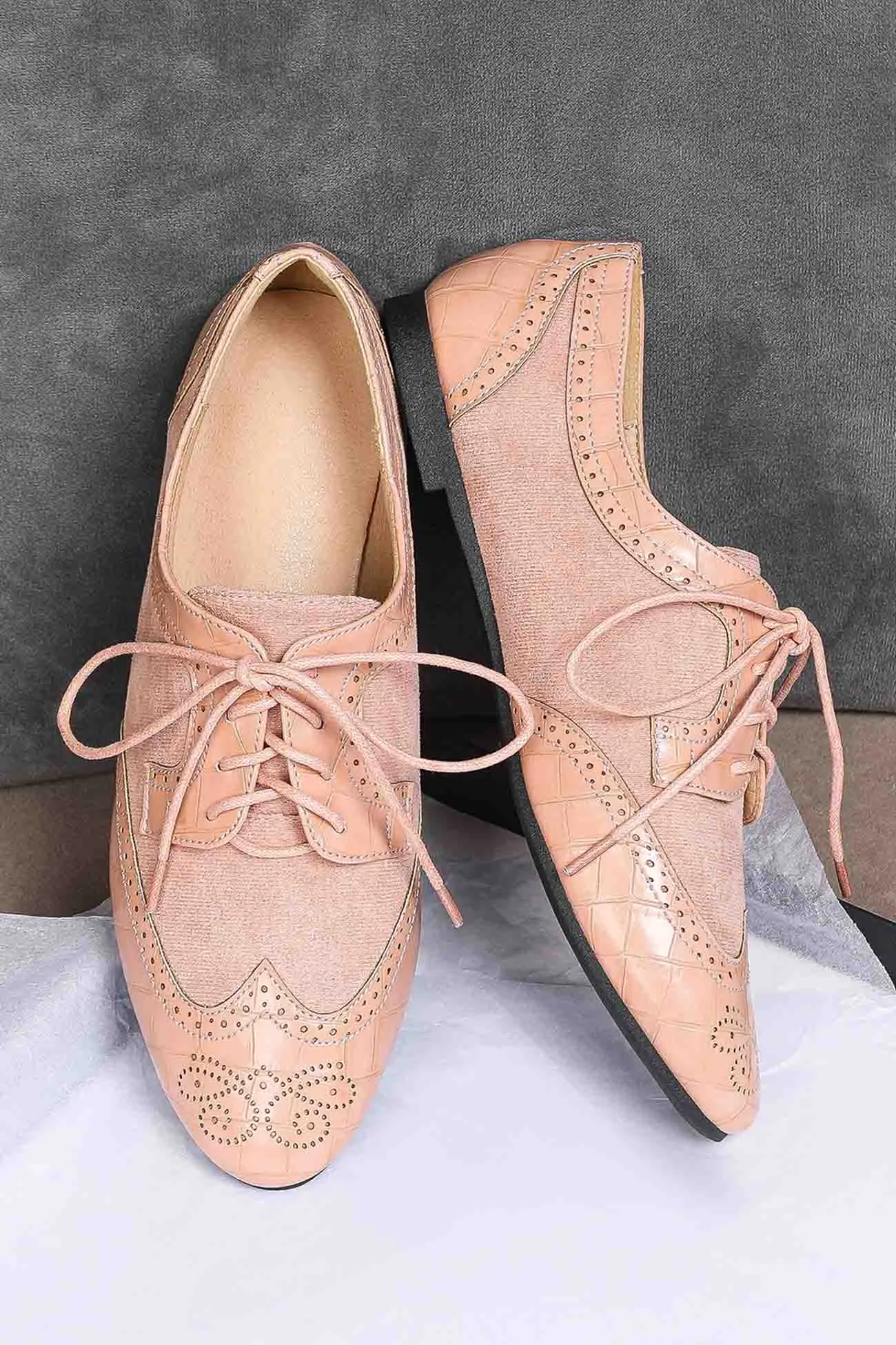 Amozae-Carved Lace Up Leather Shoes