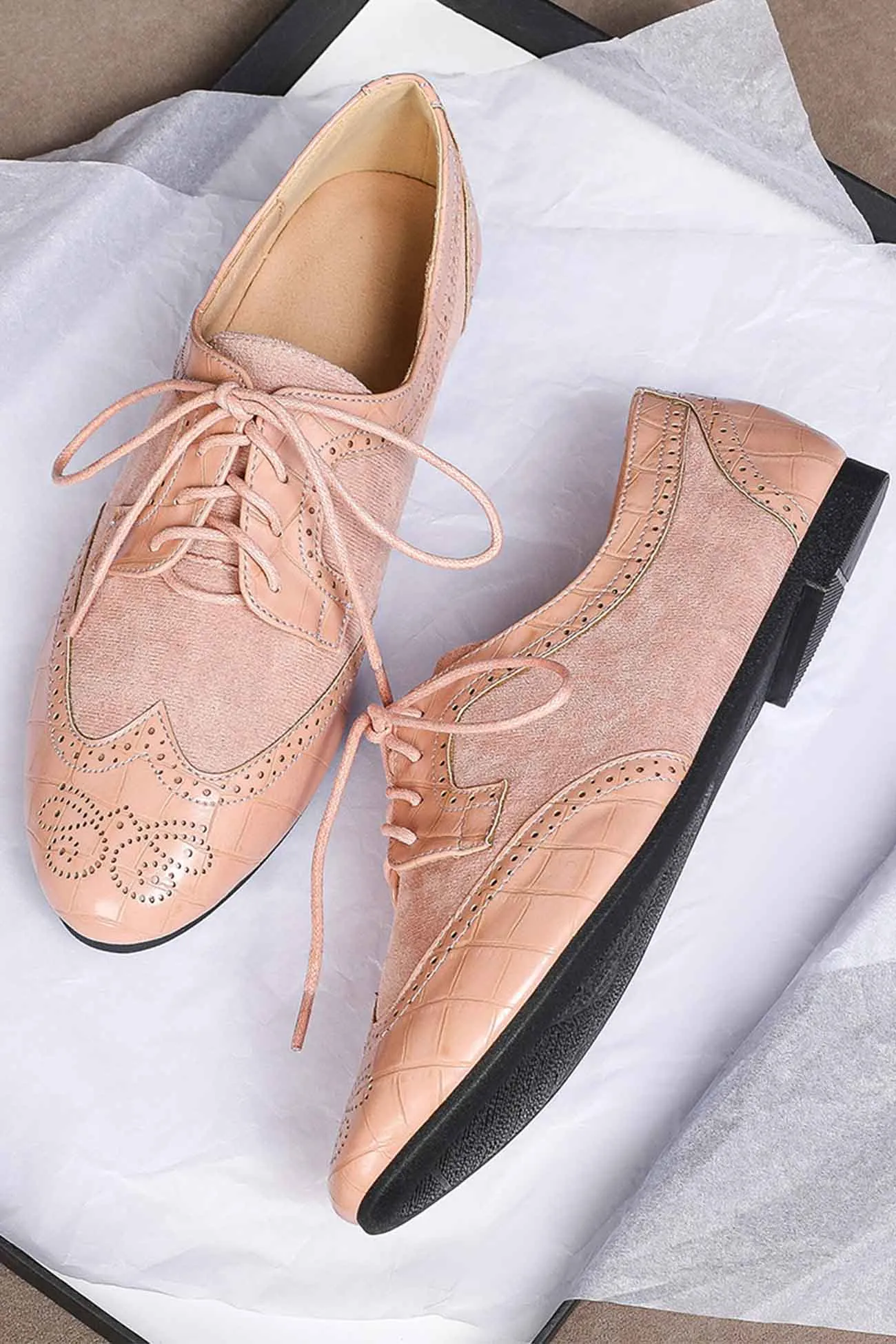 Amozae-Carved Lace Up Leather Shoes