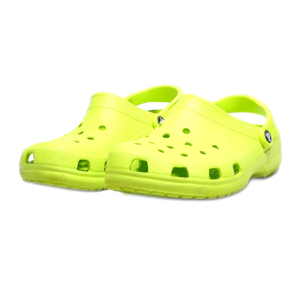 Crocs Classic Sabot Clogs Rubber Green Colour For Men