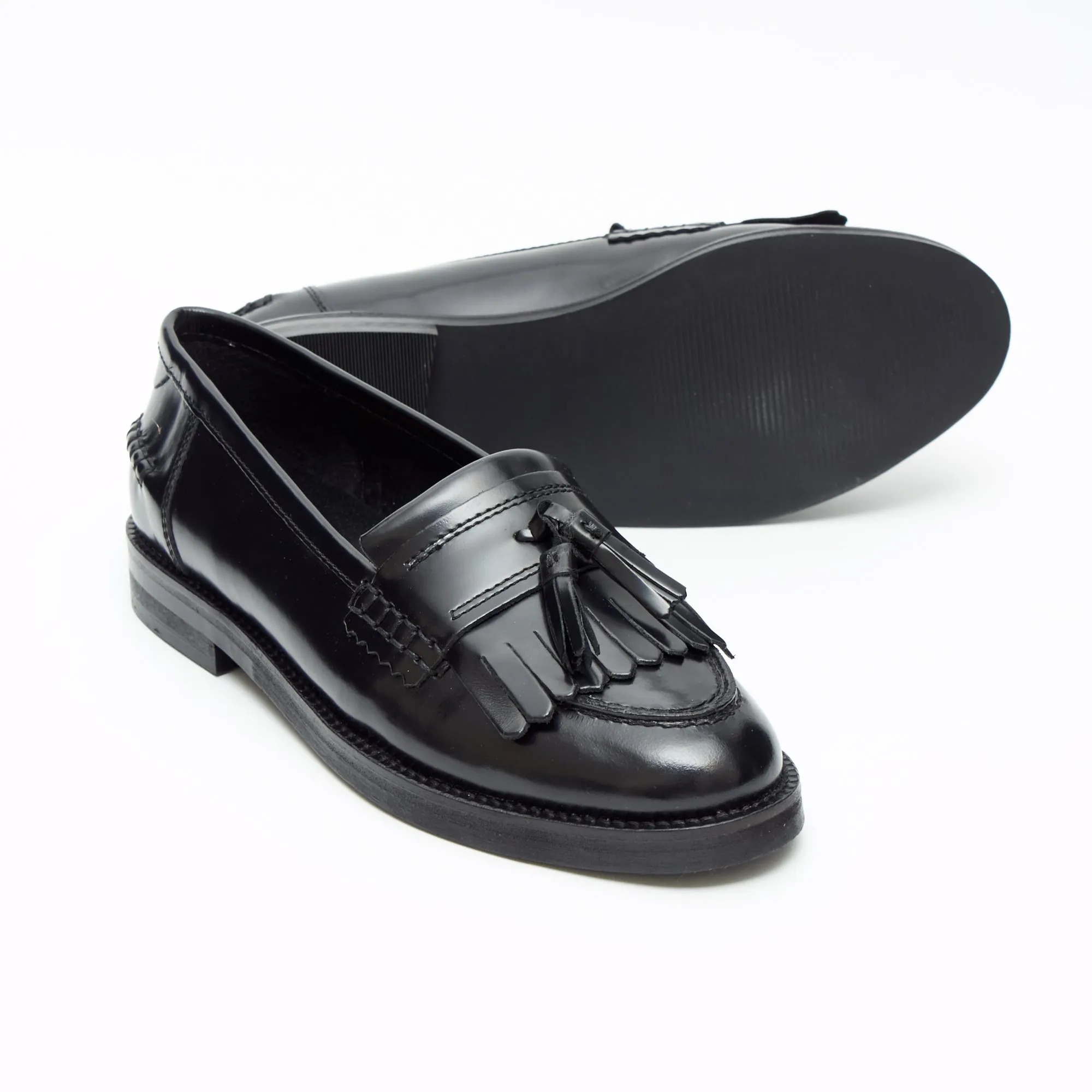 Ladies Flat Heel Loafer Shoes – R0830-1 Black