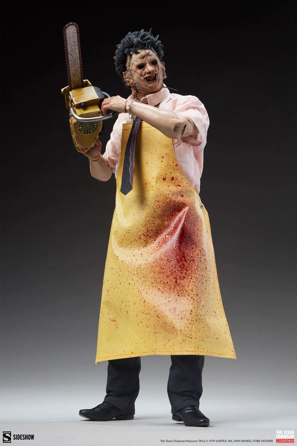 Leatherface (Killing Mask) Sixth Scale Figure