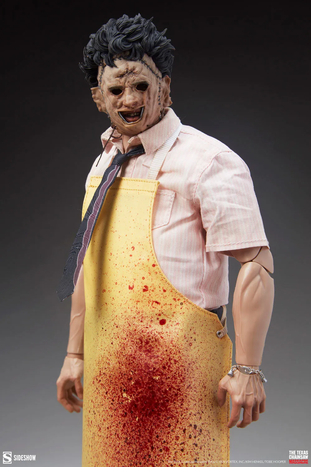 Leatherface (Killing Mask) Sixth Scale Figure