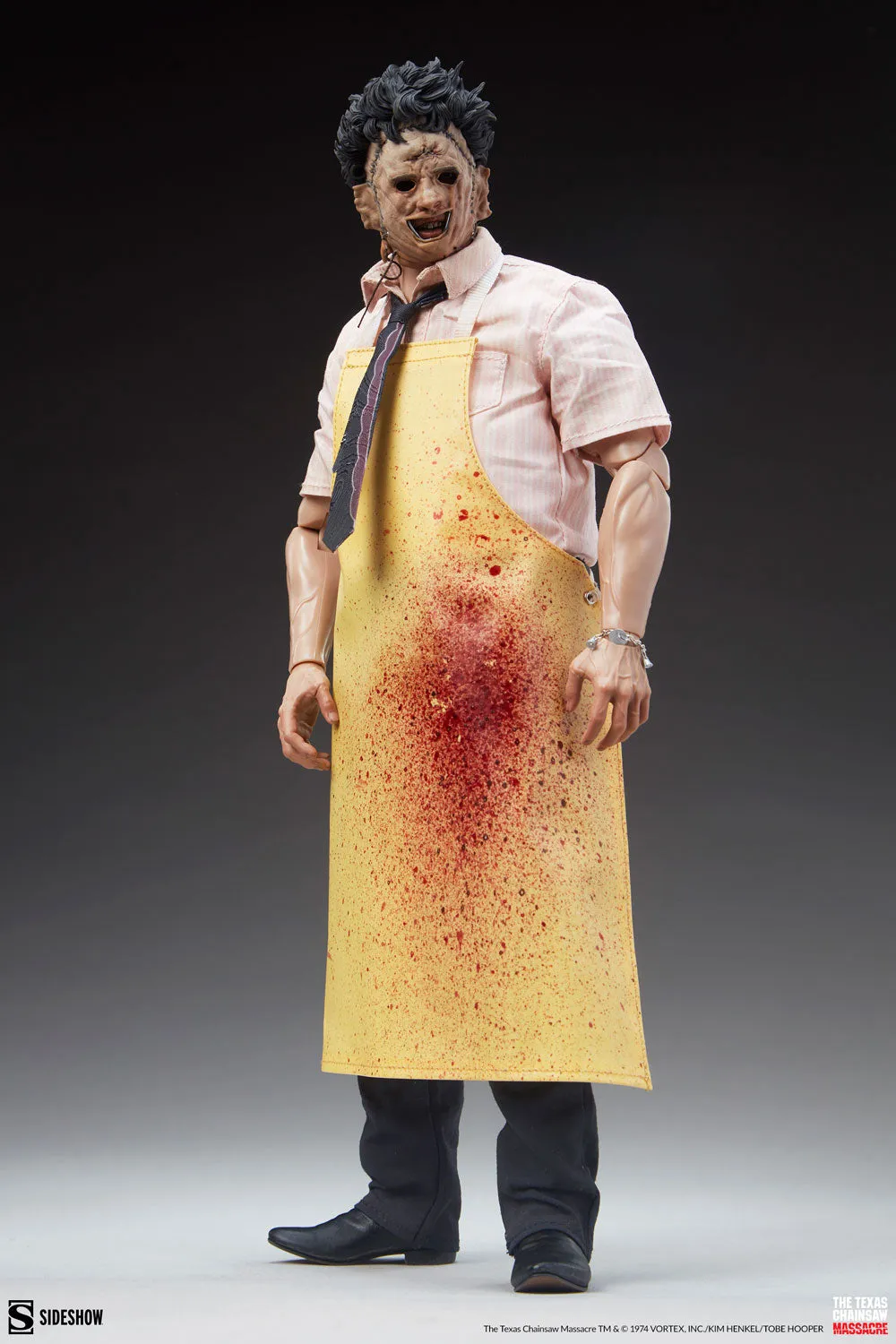 Leatherface (Killing Mask) Sixth Scale Figure