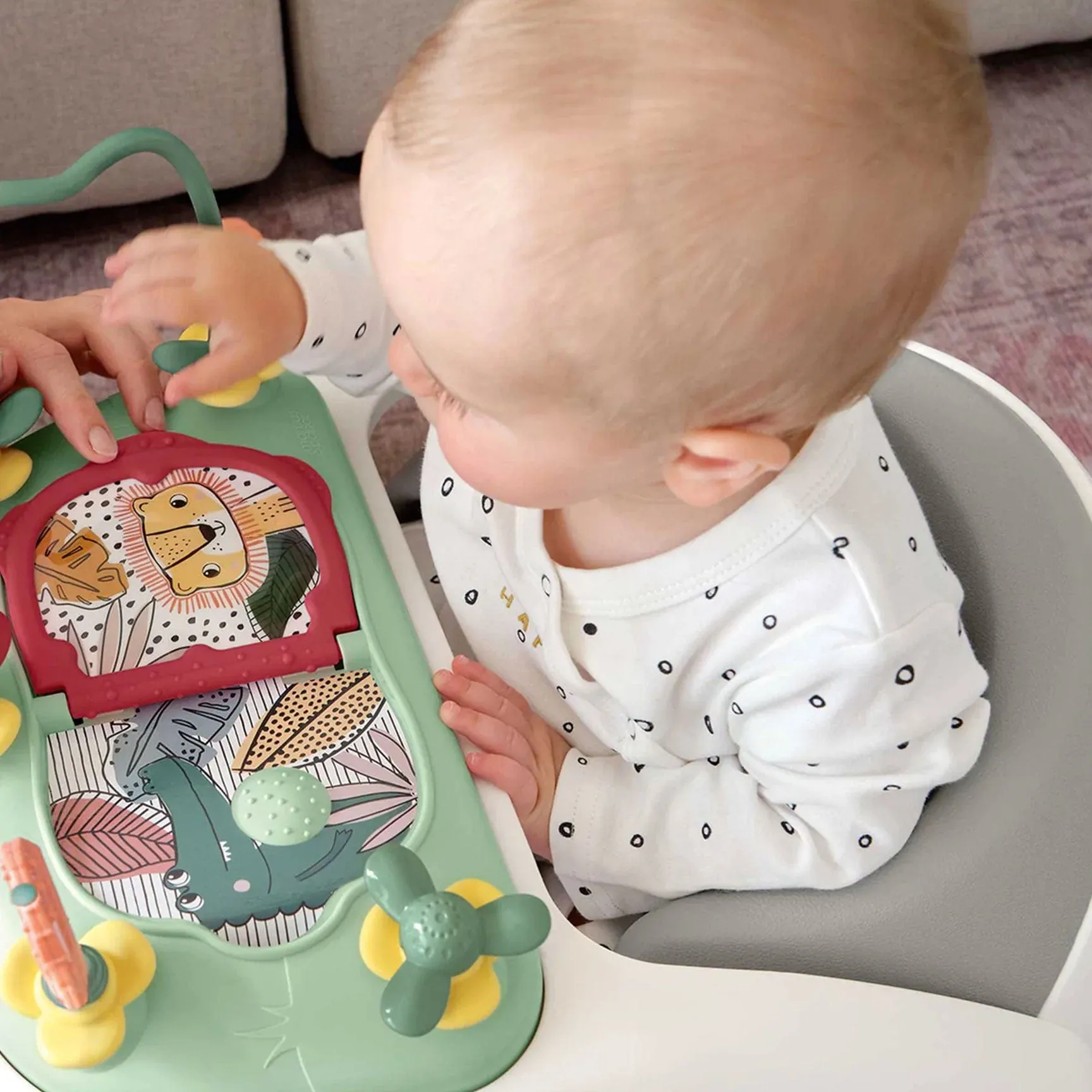 Mamas & Papas Baby Snug Activity with Tray in Pebble