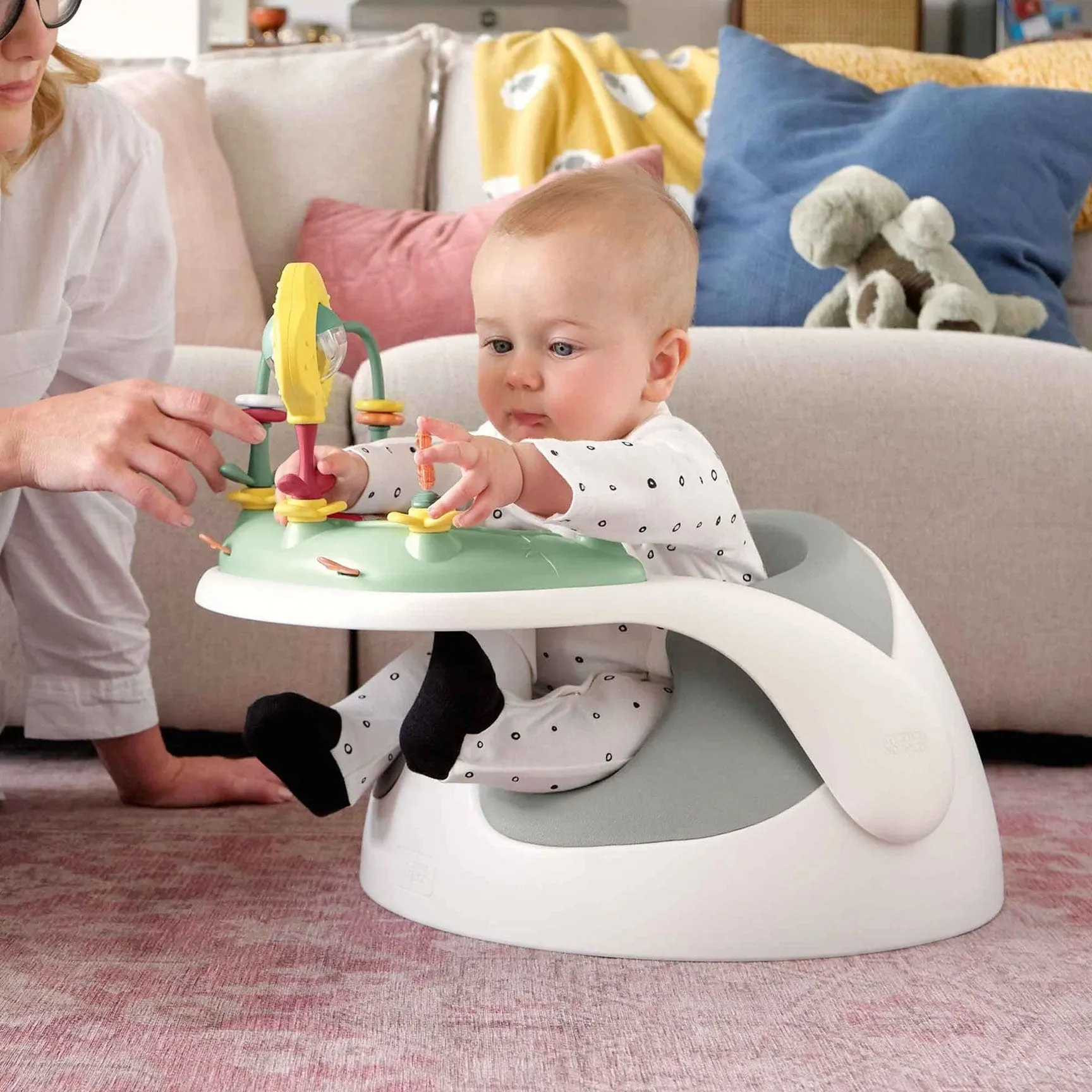 Mamas & Papas Baby Snug Activity with Tray in Pebble