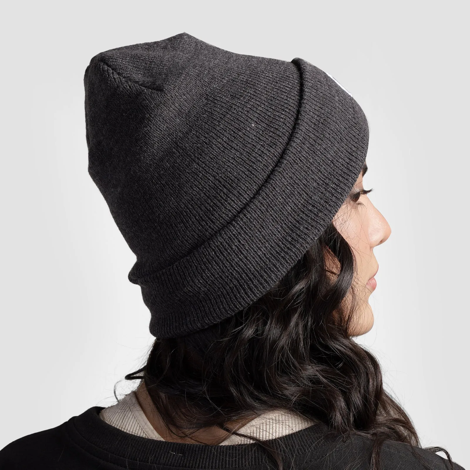 Snug Beanie (Dark Grey)