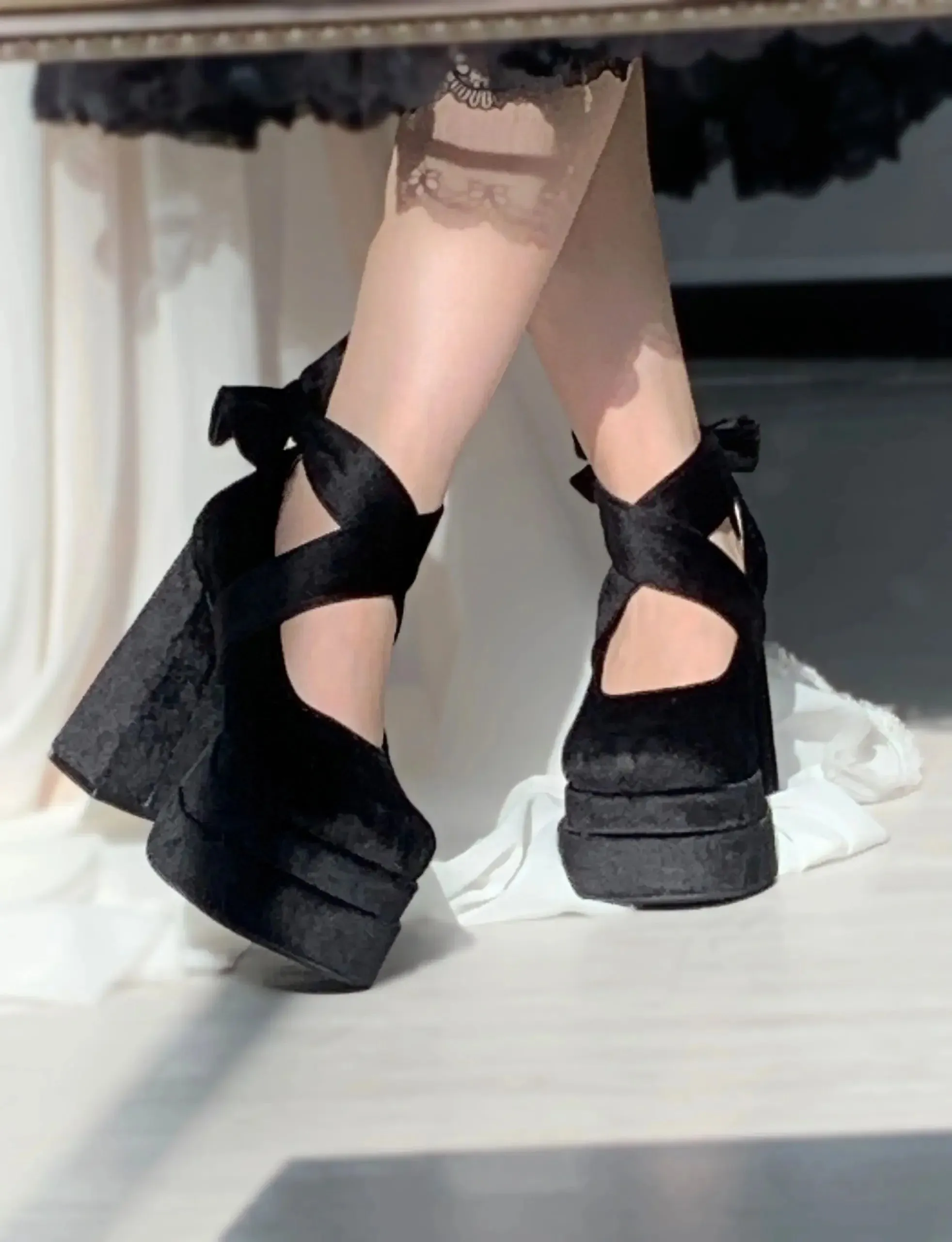 Sohiwoo Fashion Lolita All-Match Cross Strap Women High-Heeled Shoes Spring Autumn Mary Jane Shoes Sweet Square Toe Lace-Up High Heels