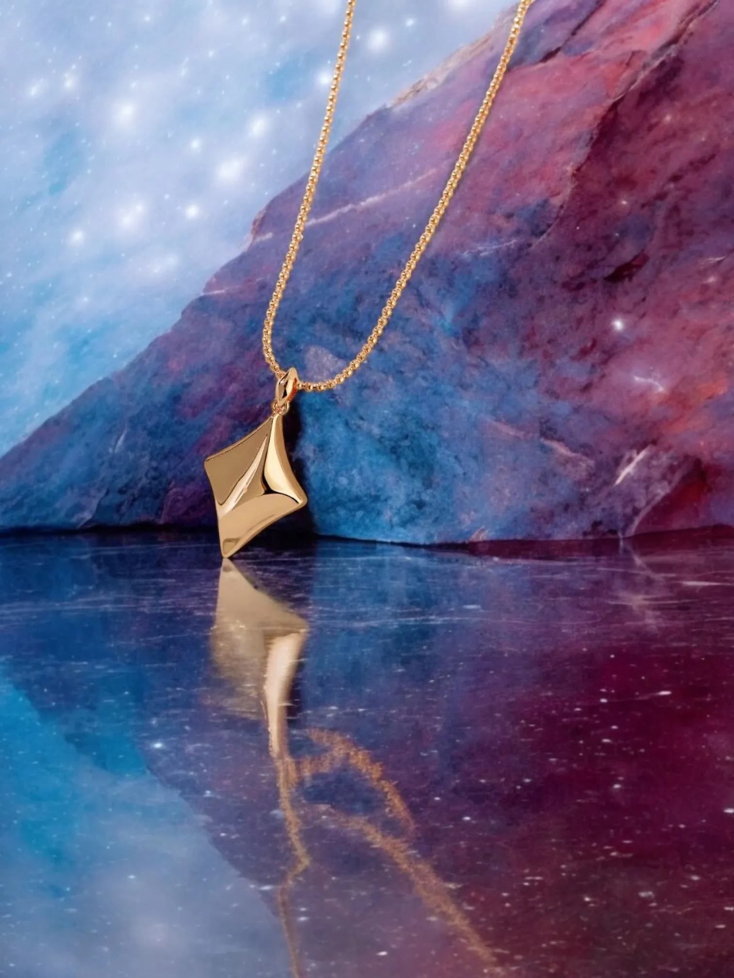 Stella - Four-Pointed Star Charm Necklace